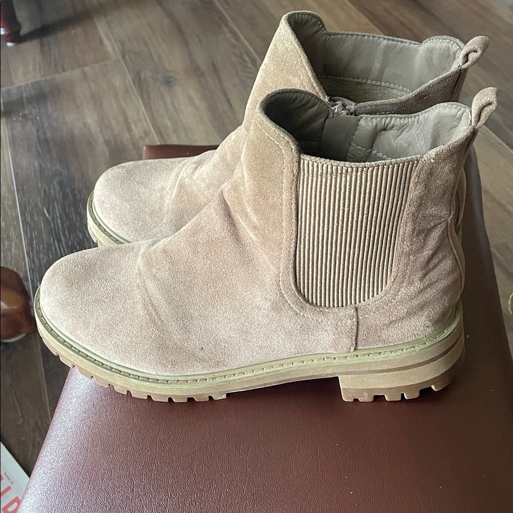 Unilady Chelsea Ankle Boots 1" Heel 9 - Picture 4 of 5
